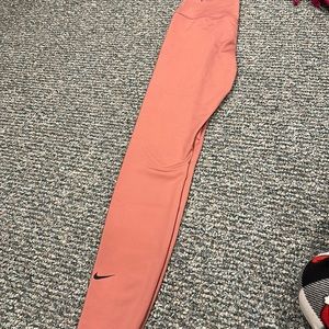 Medium Nike Pink Leggings Dri - Fit